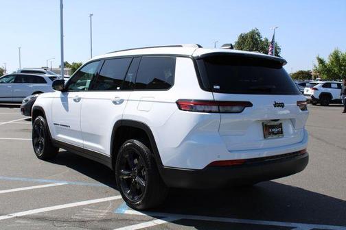 2024 Jeep Grand Cherokee L Laredo