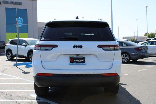 2024 Jeep Grand Cherokee L Laredo