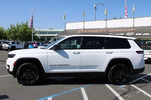 2024 Jeep Grand Cherokee L Laredo