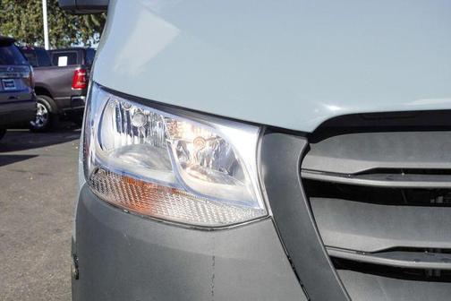 2024 Mercedes-Benz Sprinter 2500 144 WB