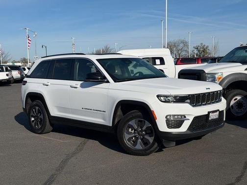 2023 Jeep Grand Cherokee 4xe Base