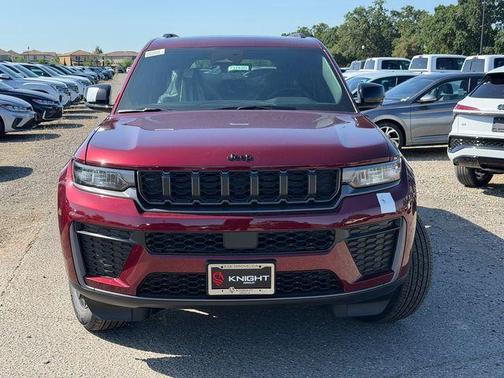Velvet Red Pearlcoat 2026 Jeep Grand Cherokee L Laredo