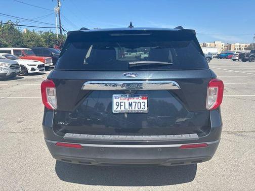 Stone Blue Metallic 2022 Ford Explorer XLT