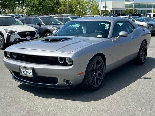2017 Dodge Challenger R/T