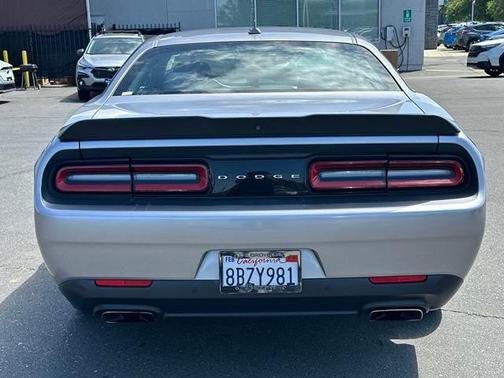 2017 Dodge Challenger R/T