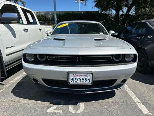 2023 Dodge Challenger SXT