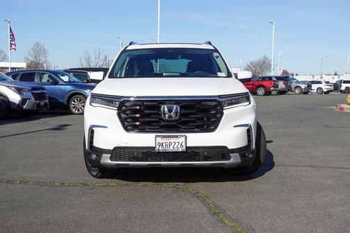 2024 Honda Pilot Touring