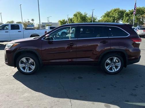 2017 Toyota Highlander Limited