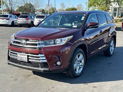 2017 Toyota Highlander Limited