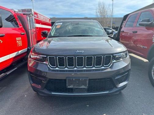 2024 Jeep Grand Cherokee Laredo