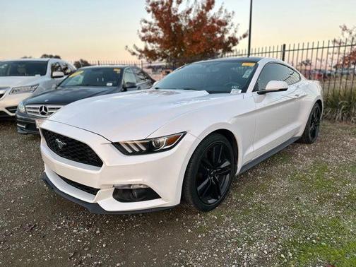2017 Ford Mustang EcoBoost Premium