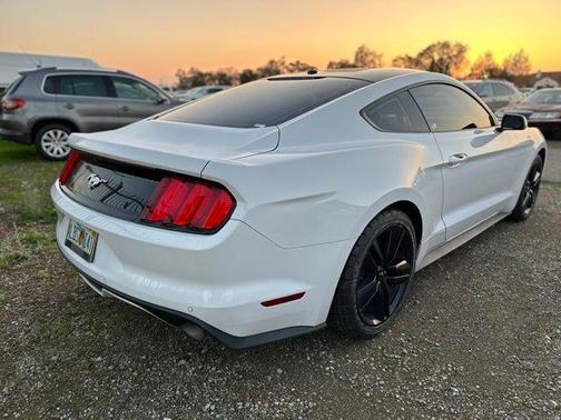 2017 Ford Mustang EcoBoost Premium