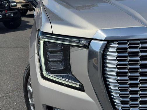 Beige Pearl Metallic 2021 GMC Yukon XL Denali
