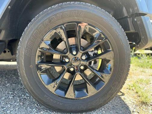 Granite Crystal Clearcoat Metallic 2023 Jeep Wrangler 4xe Sahara