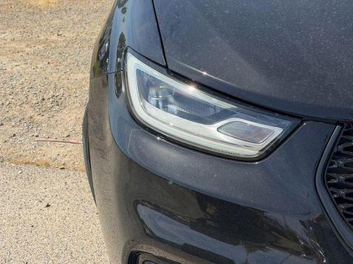 Diamond Black 2026 Chrysler Pacifica Limited