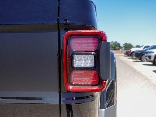 Black Clearcoat 2026 Jeep Gladiator Shadow Ops