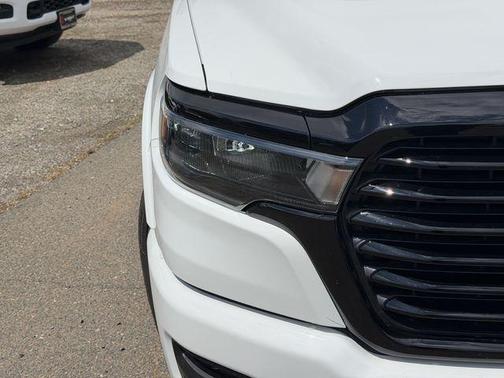Bright White Clearcoat 2026 RAM 1500 Laramie
