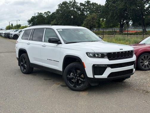 Bright White Clearcoat 2026 Jeep Grand Cherokee L Limited
