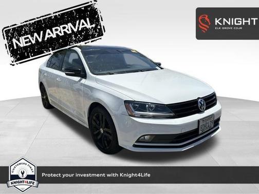 Pure White w/ Black Roof 2018 Volkswagen Jetta 1.8T SE Sport