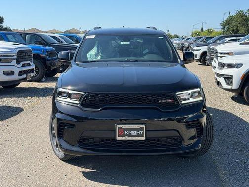DB Black Crystal Clearcoat 2026 Dodge Durango GT