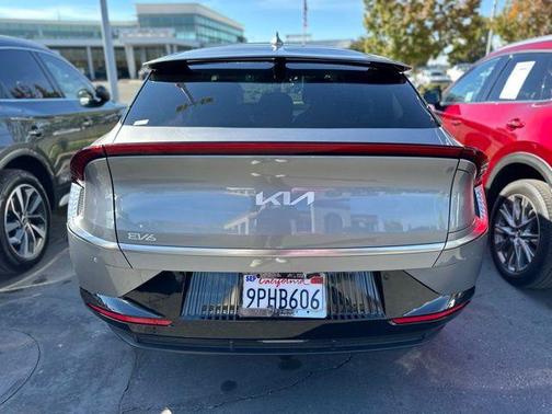 2024 Kia EV6 Wind