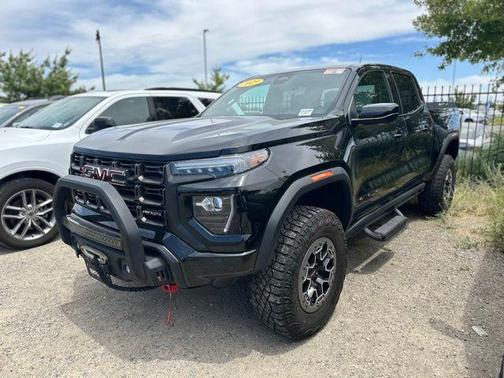 2023 GMC Canyon AT4X