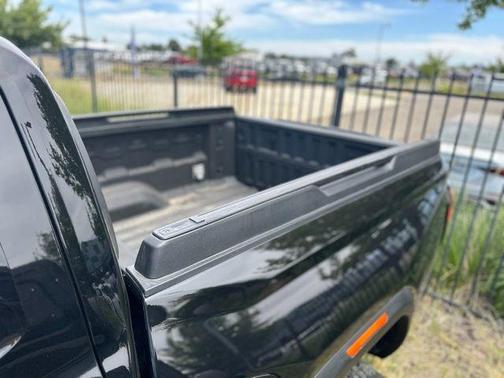 2023 GMC Canyon AT4X