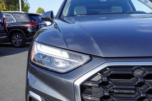 2022 Audi Q5 45 S line quattro Premium