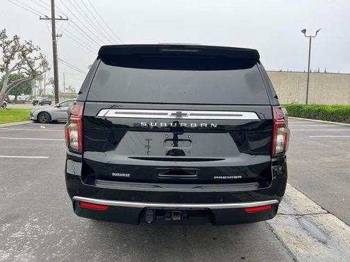 Black 2024 Chevrolet Suburban Premier