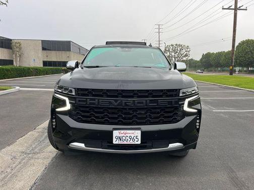Black 2024 Chevrolet Suburban Premier