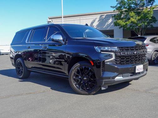 Black 2024 Chevrolet Suburban Premier
