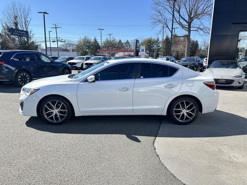Platinum White Pearl 2020 Acura ILX Premium Package