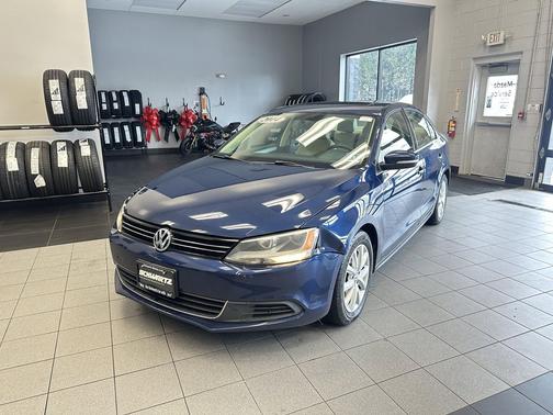 Tempest Blue Metallic 2014 Volkswagen Jetta Auto SE w/Connectivity