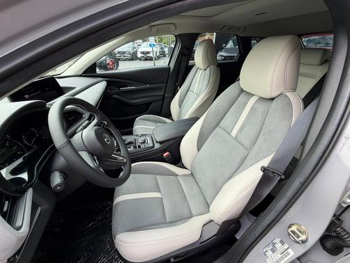 Jet Black Mica 2026 Mazda CX-30 2.5 Turbo
