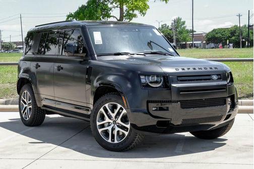Santorini Black 2026 Land Rover Defender P400 X-Dynamic SE