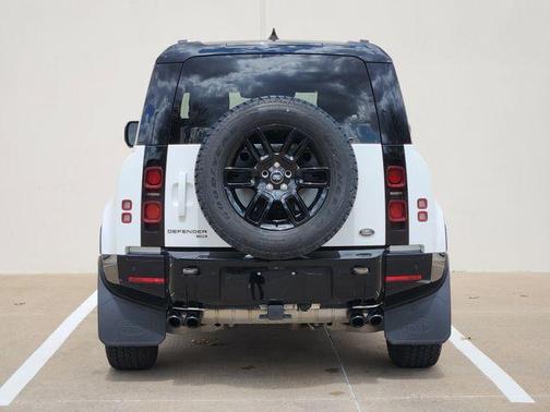 Fuji White 2022 Land Rover Defender 90 X-Dynamic S