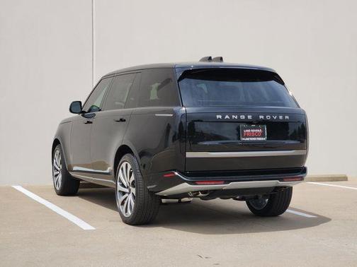 Santorini Black 2026 Land Rover Range Rover AUTOBIOGRAPHY