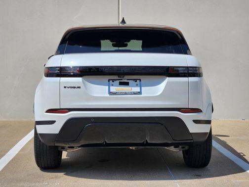 Ostuni Pearl White 2025 Land Rover Range Rover Evoque Core S
