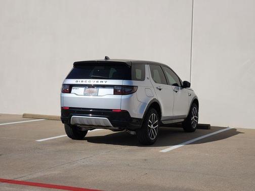 Hakuba Silver 2026 Land Rover Discovery Sport Landmark