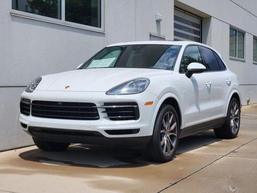 White 2021 Porsche Cayenne Base