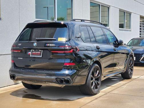 Black Sapphire Metallic 2024 BMW X7 M60i