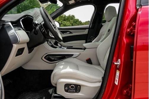 Firenze Red 2026 Jaguar F-PACE P250 R-Dynamic S