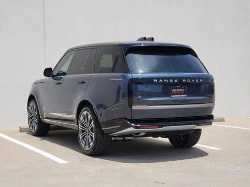 Varesine Blue 2026 Land Rover Range Rover P400 SE
