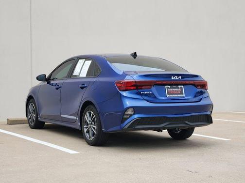 Deep Sea Blue 2024 Kia Forte LXS