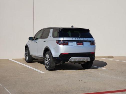 Hakuba Silver 2026 Land Rover Discovery Sport Landmark