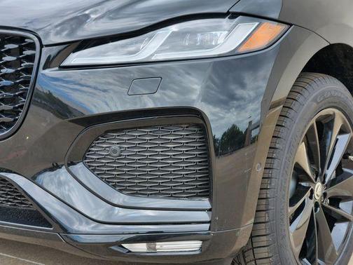 Santorini Black 2026 Jaguar F-PACE P250 R-Dynamic S