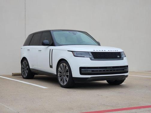 Fuji White 2025 Land Rover Range Rover P400 SE