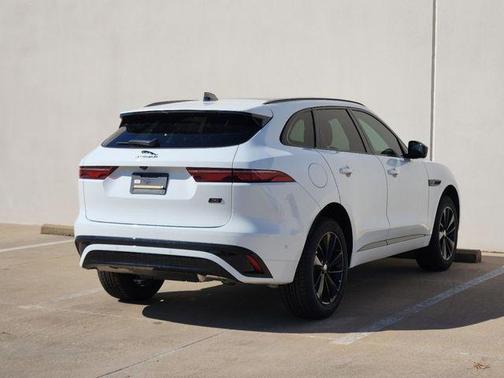 Fuji White 2026 Jaguar F-PACE P250 R-Dynamic S