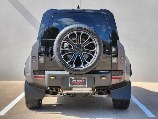 Charente Grey 2026 Land Rover Defender OCTA