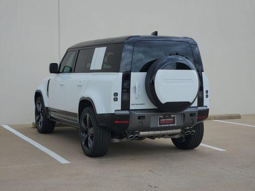 Fuji White 2026 Land Rover Defender P525 V8